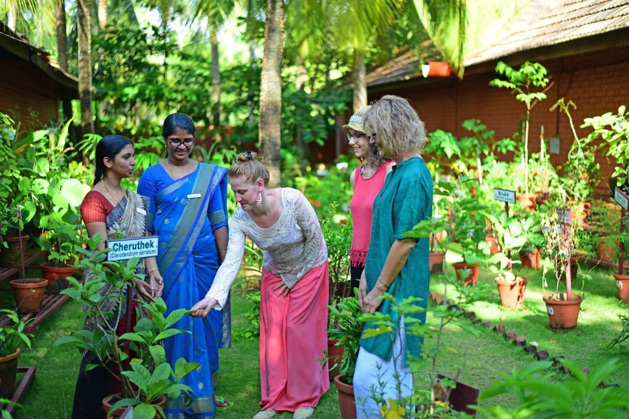 The Nattika Beach Resort Thrissur 外观 照片